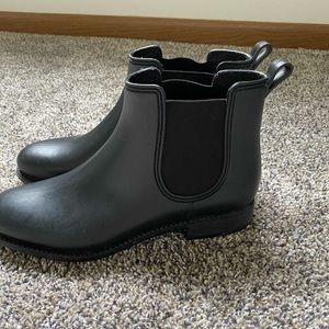 Short Black Women’s Rain Boots